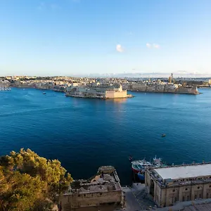 Large 3 Bedroom , Valletta Malta